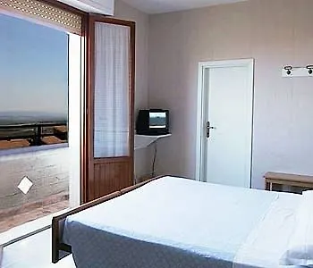 Milton Iris Hotel キアンチャーノ・テルメ
